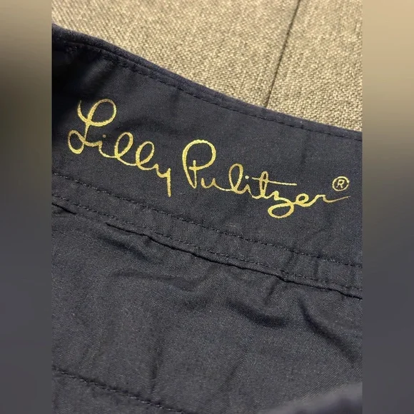 Lilly Pulitzer The Callahan Shorts Blue Beaded Embroidered Lobster Patch size 14 - Picture 5 of 12
